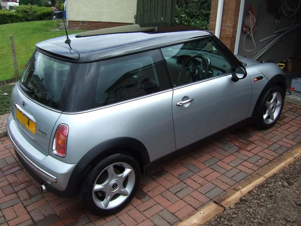 mini1.webp