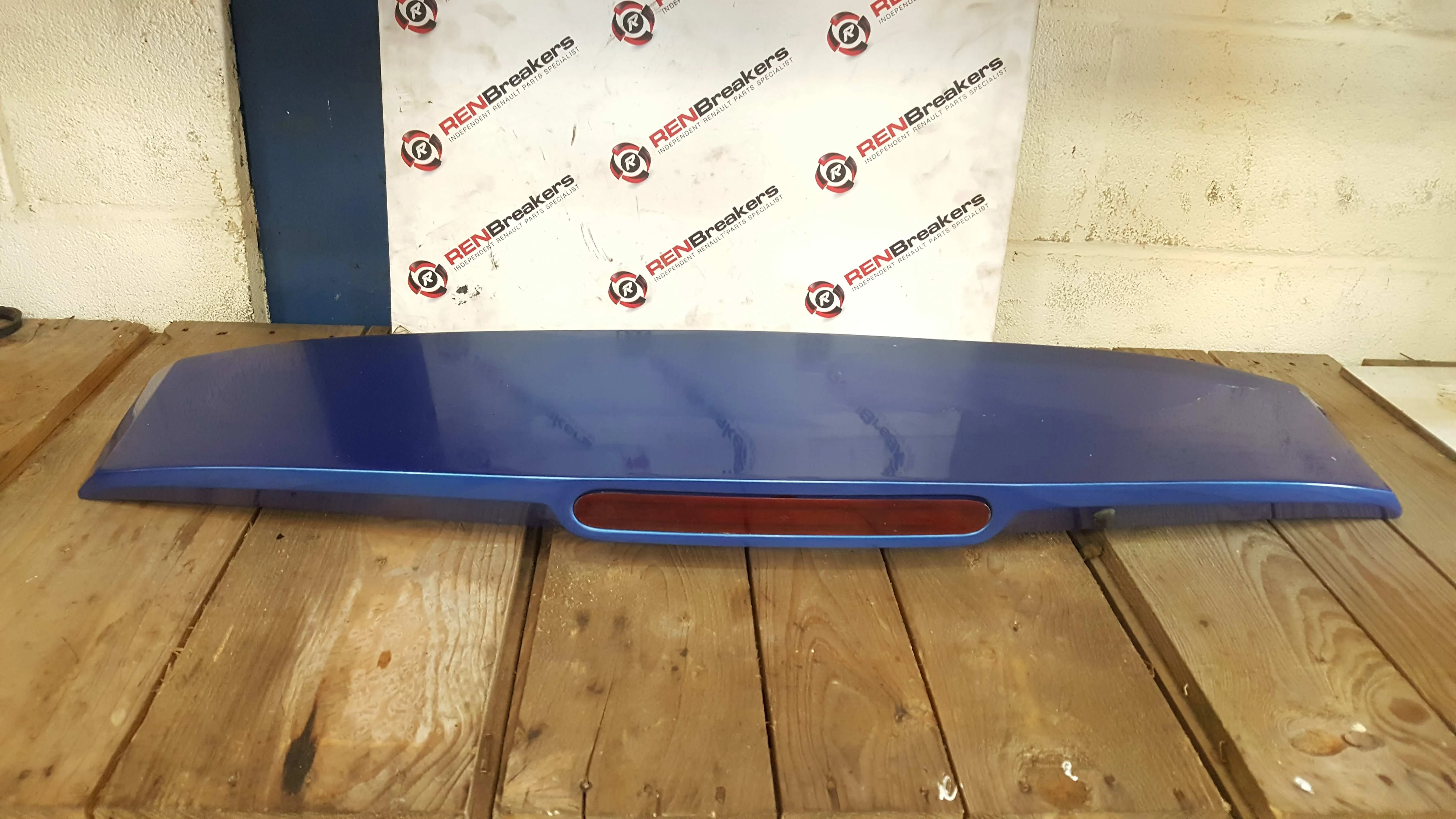 -MK2-20012006-182-CUP-Rear-Boot-Spoiler-Blue-Tej41.webp