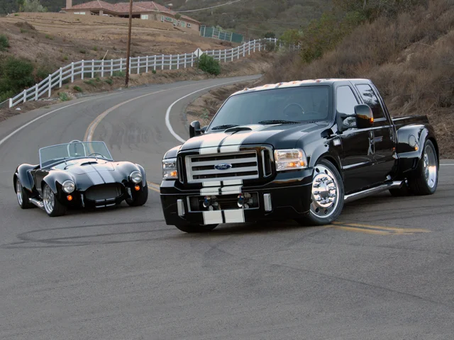 mmfs_070022_01_z+hulst_customs_ford_super_duty_pickup+2007_ford_F350_super_duty.webp