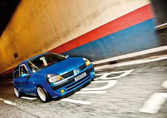 modified_renault_clio201.webp