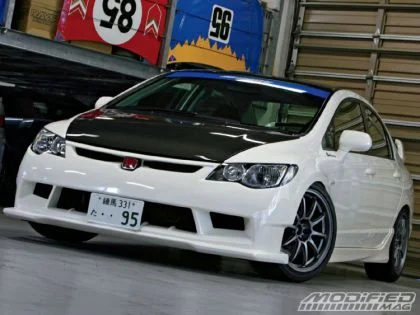 modp_0904_05_o2008_jdm_honda_civic_type_rfront_view.webp