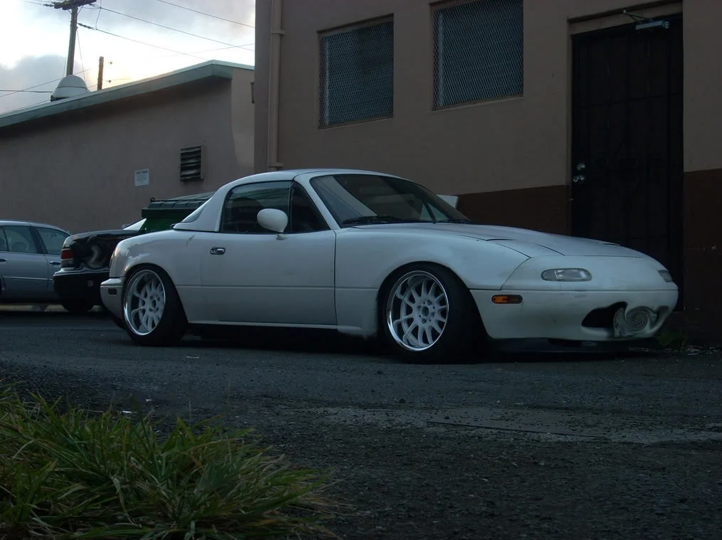 NA-white188.webp