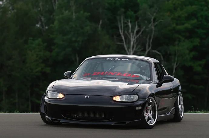 NB-miata-stance.webp