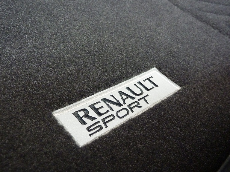 New%20Renault%20Sport%20Mats%20-%20May%202017%2004_zpszmxoq5ju.jpg