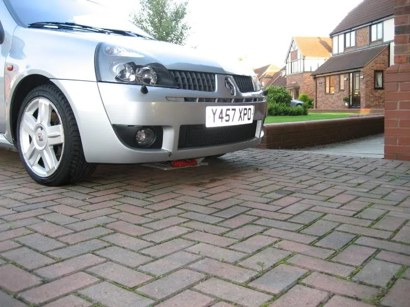 NewClio172003.webp