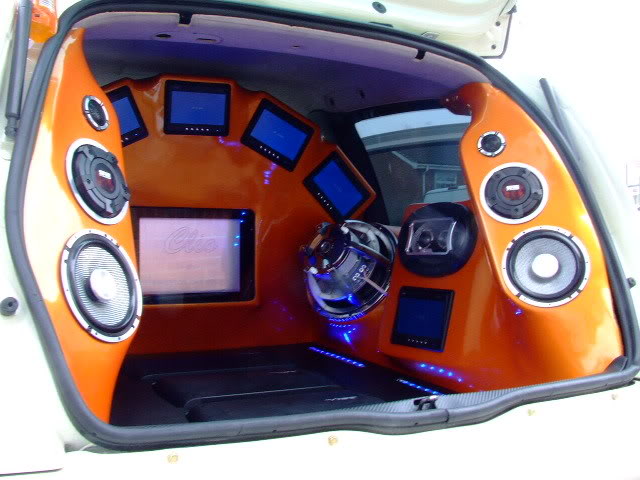 newcliopics030-1.jpg newcliopics030-1.jpg