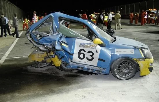nieuws2006_endurance_24hdubai_clio_.webp