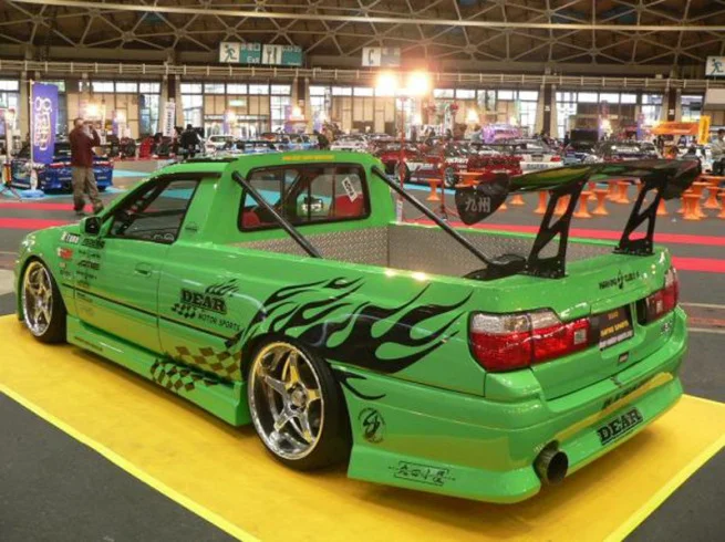 nissanskyliner34_stagea_utehybrid_02.webp