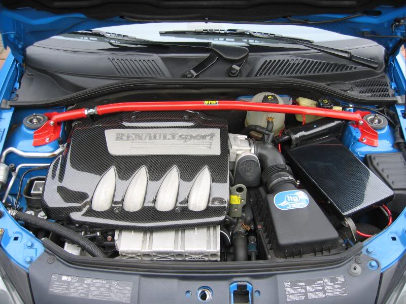 Oct05EngineBay-1.jpg Oct05EngineBay-1.jpg