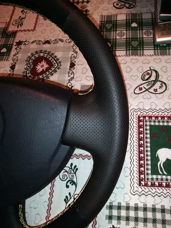 oem_steering_wheel_2.webp