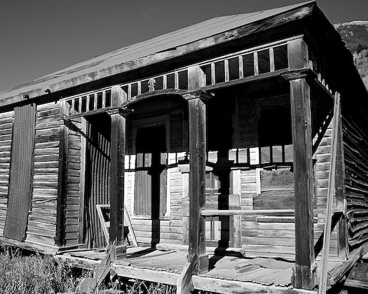 old_porch.webp