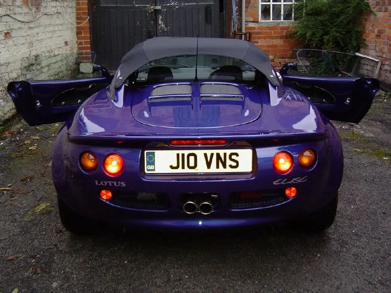 oldcars003.webp