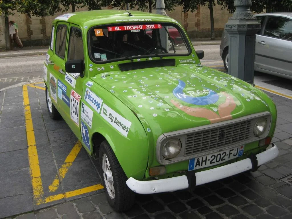 oldrenault.webp