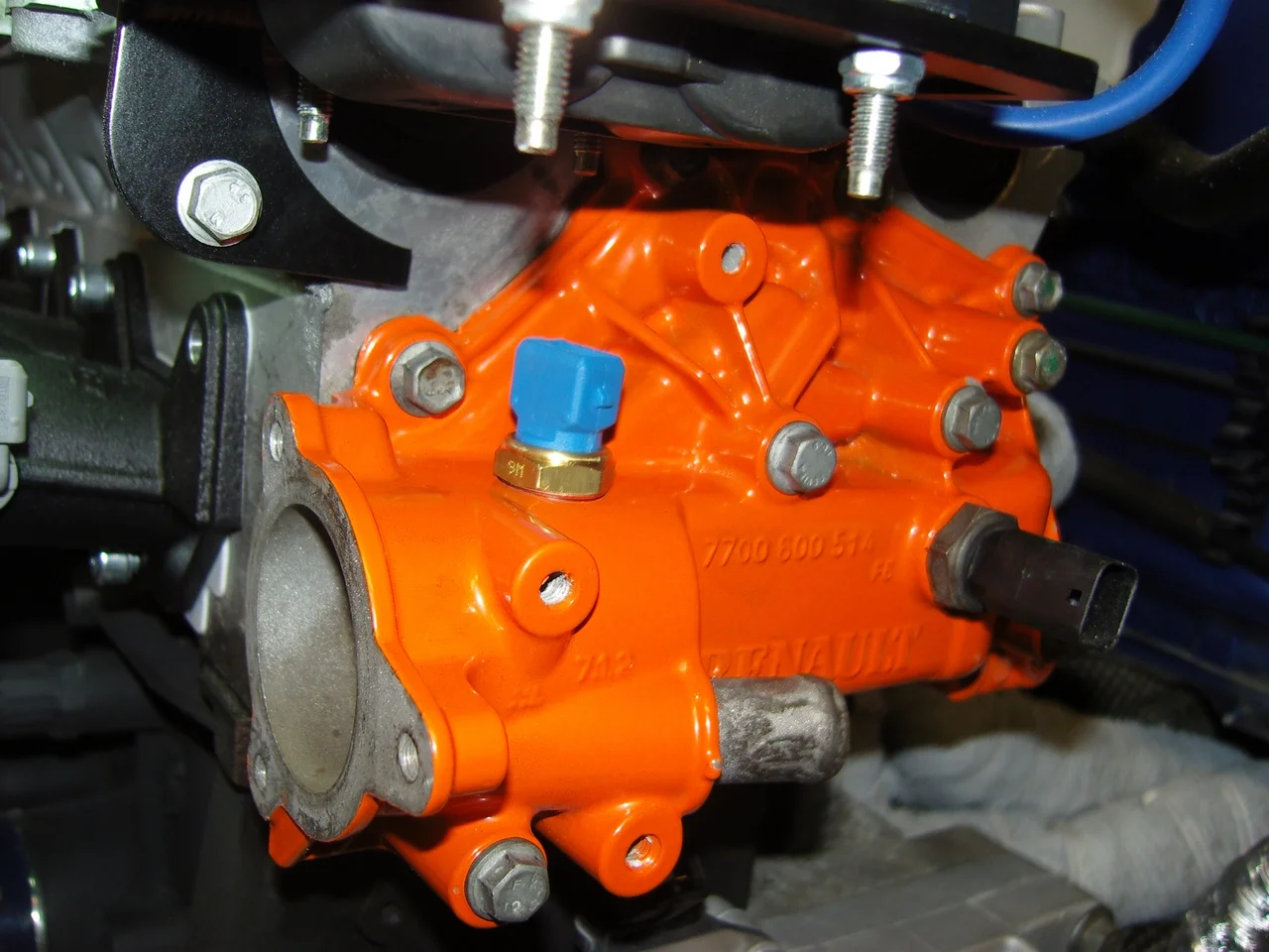 OMEX_water_temp_sensor_fitted2.webp