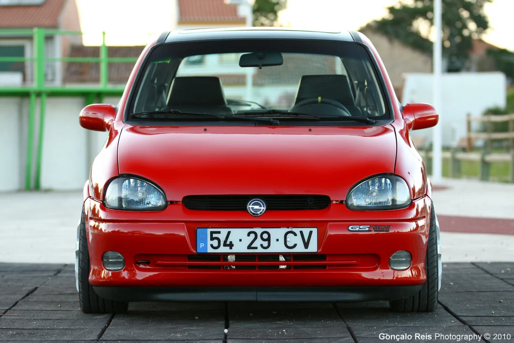 opel-corsa-gsi-4.webp