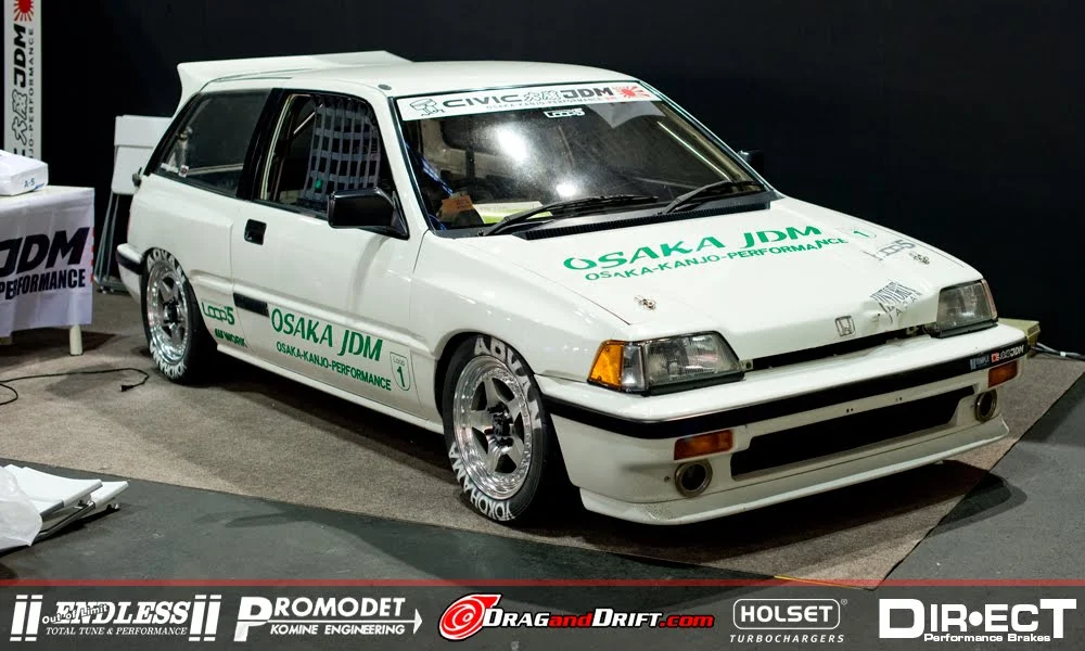 Osaka-JDM-Civic-race-cars1.webp