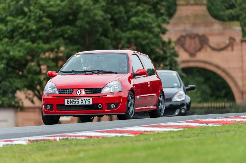 oulton2012-196.webp