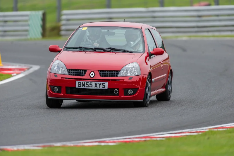 oulton2012-405.webp