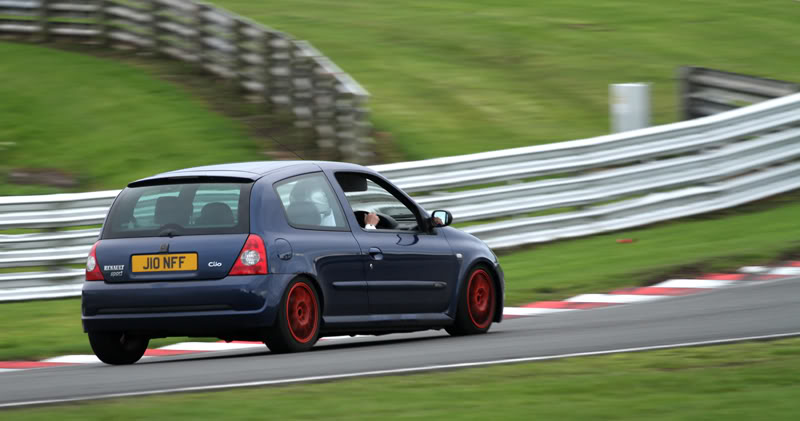 OultonPark3.jpg OultonPark3.jpg