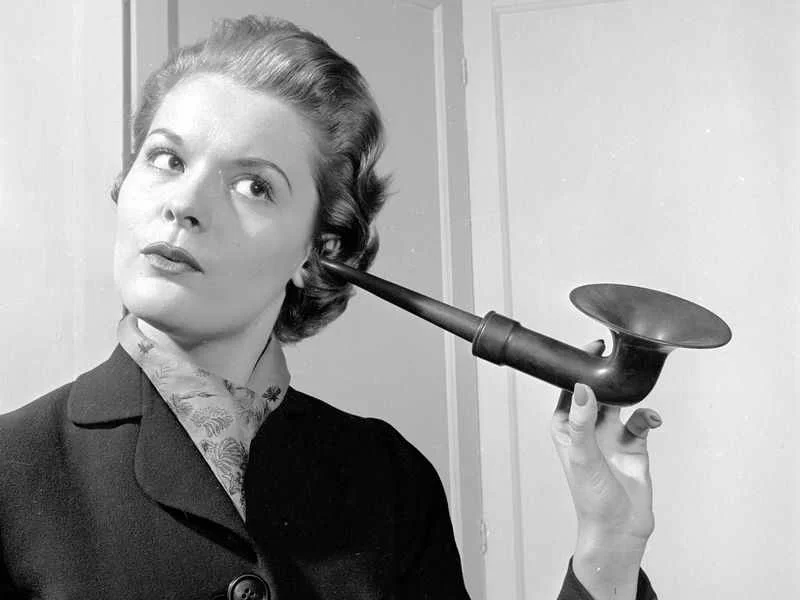 Over-the-counter-hearing-aid.webp