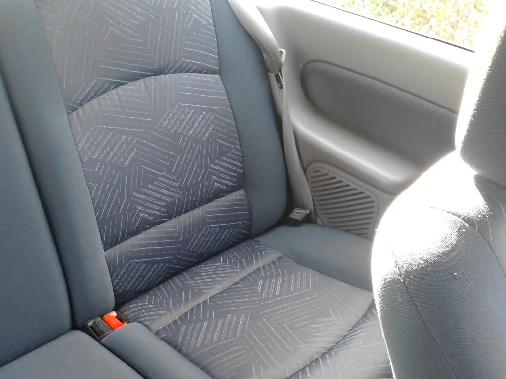 P091110_1256_01.webp