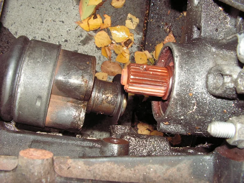 PassDriveshaft_Seperated.webp
