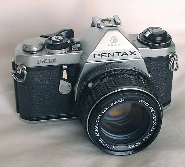 PENTAX-ME.webp