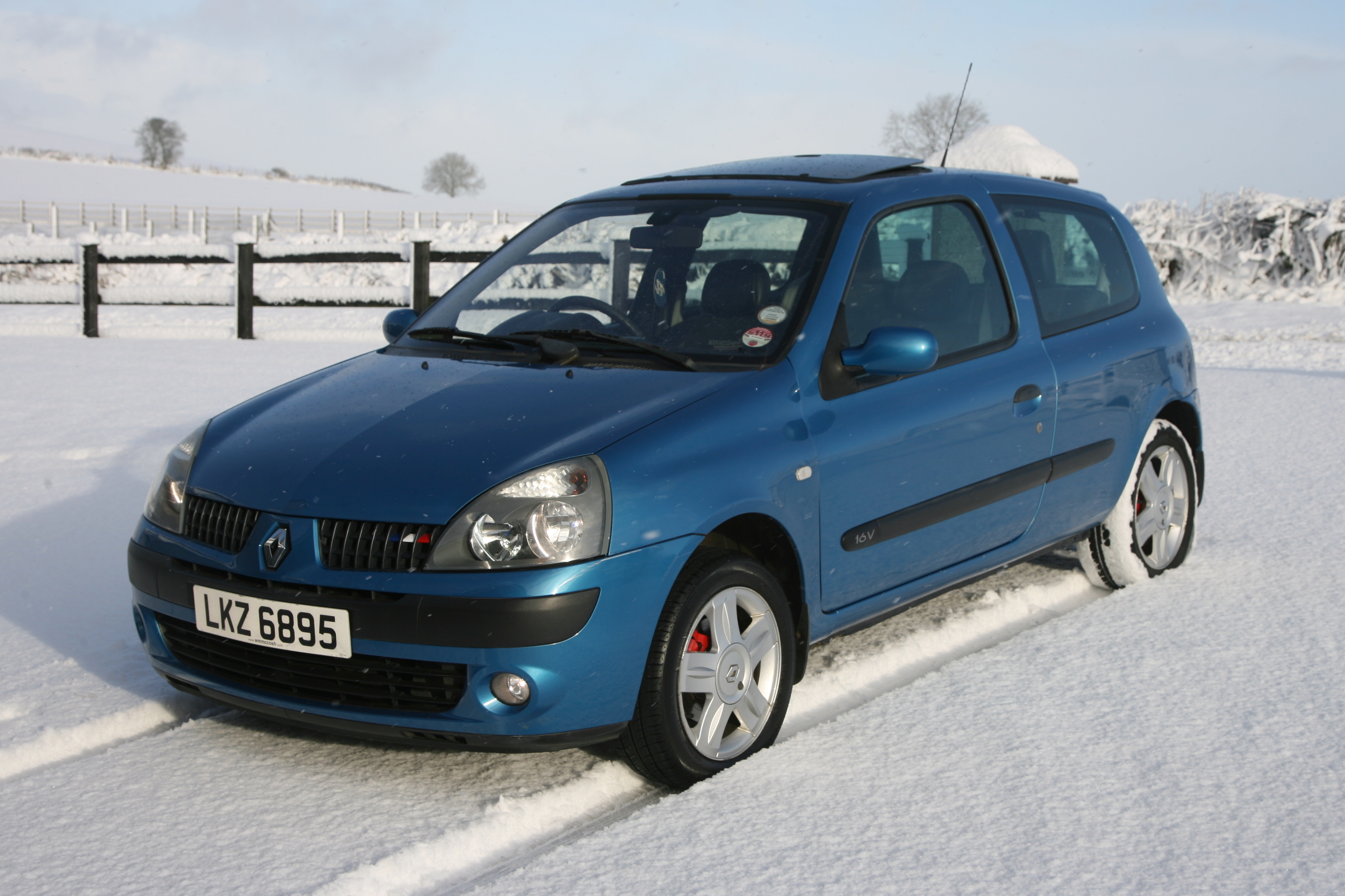 PI4F5560.JPG PI4F5560.JPG