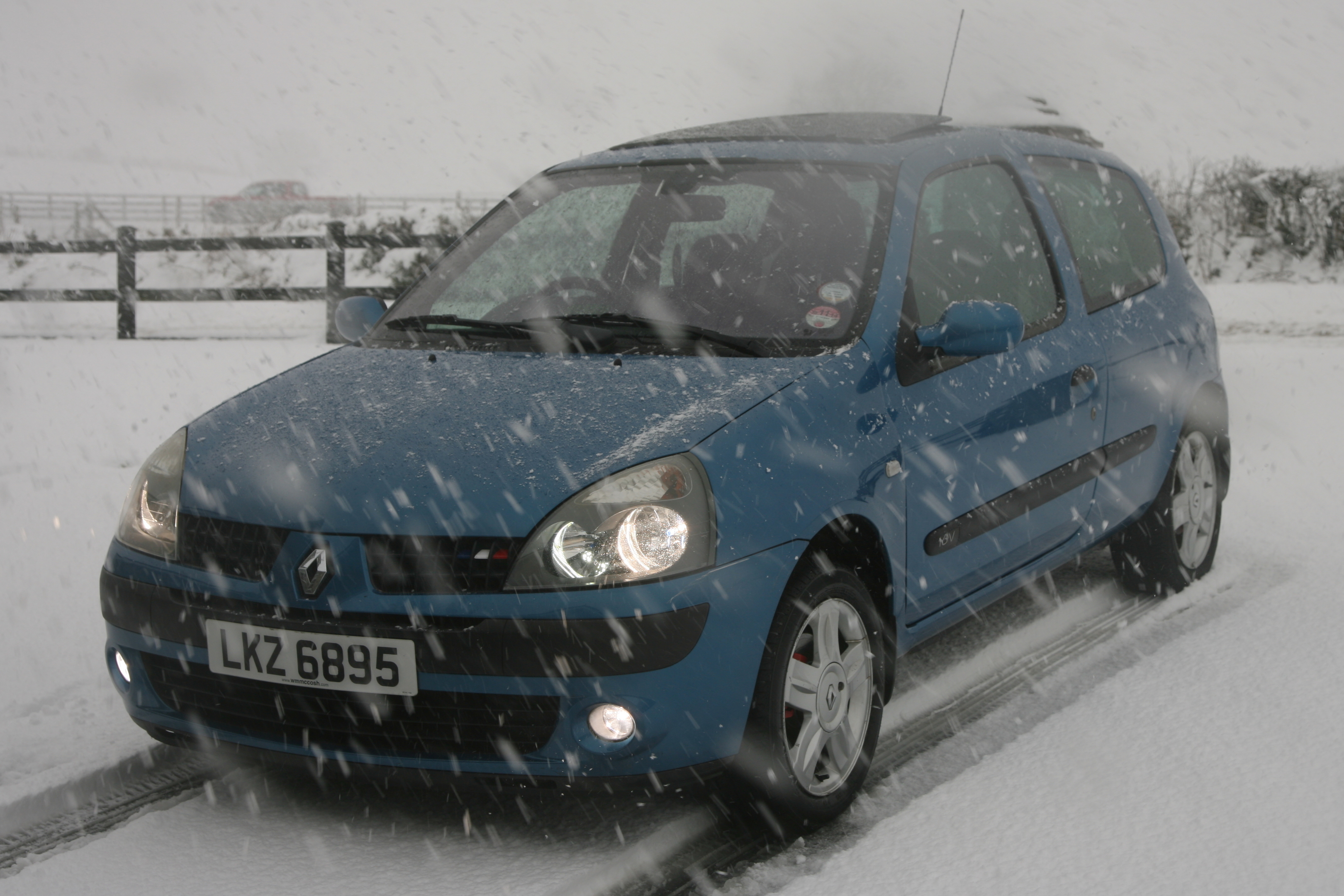 PI4F5569.JPG PI4F5569.JPG