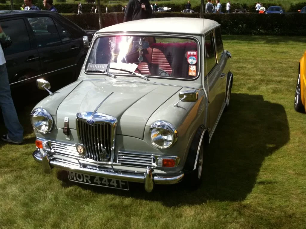 PistonheadsSundayServiceatRollsRoyce007.webp