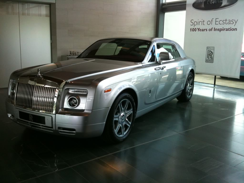 PistonheadsSundayServiceatRollsRoyce036.jpg