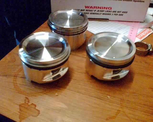 pistons001.jpg