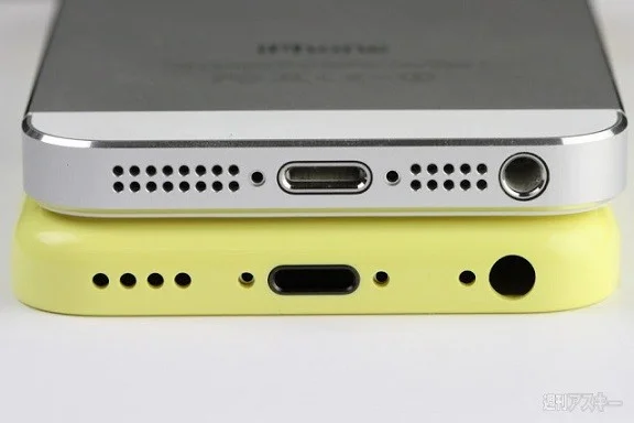 plastic%20iphone%20v%20iphone%205%20(2).webp