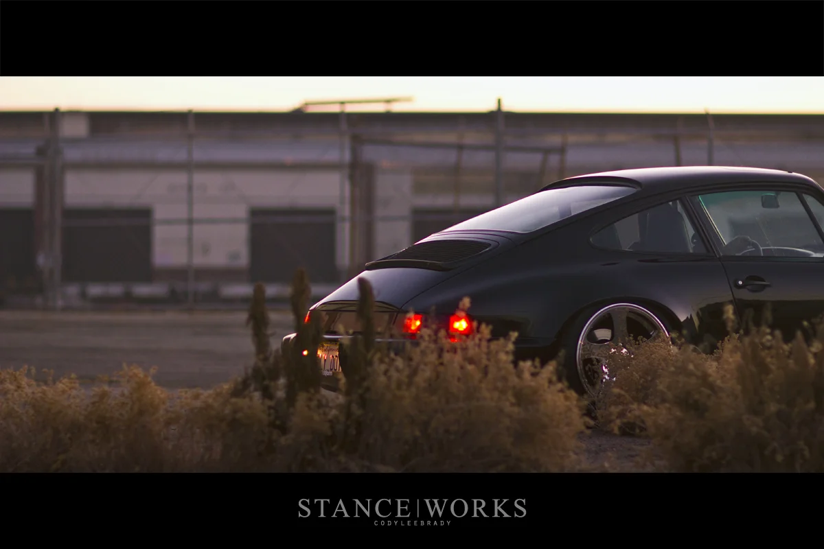 porsche-964-rear-end-tail-spoiler.webp