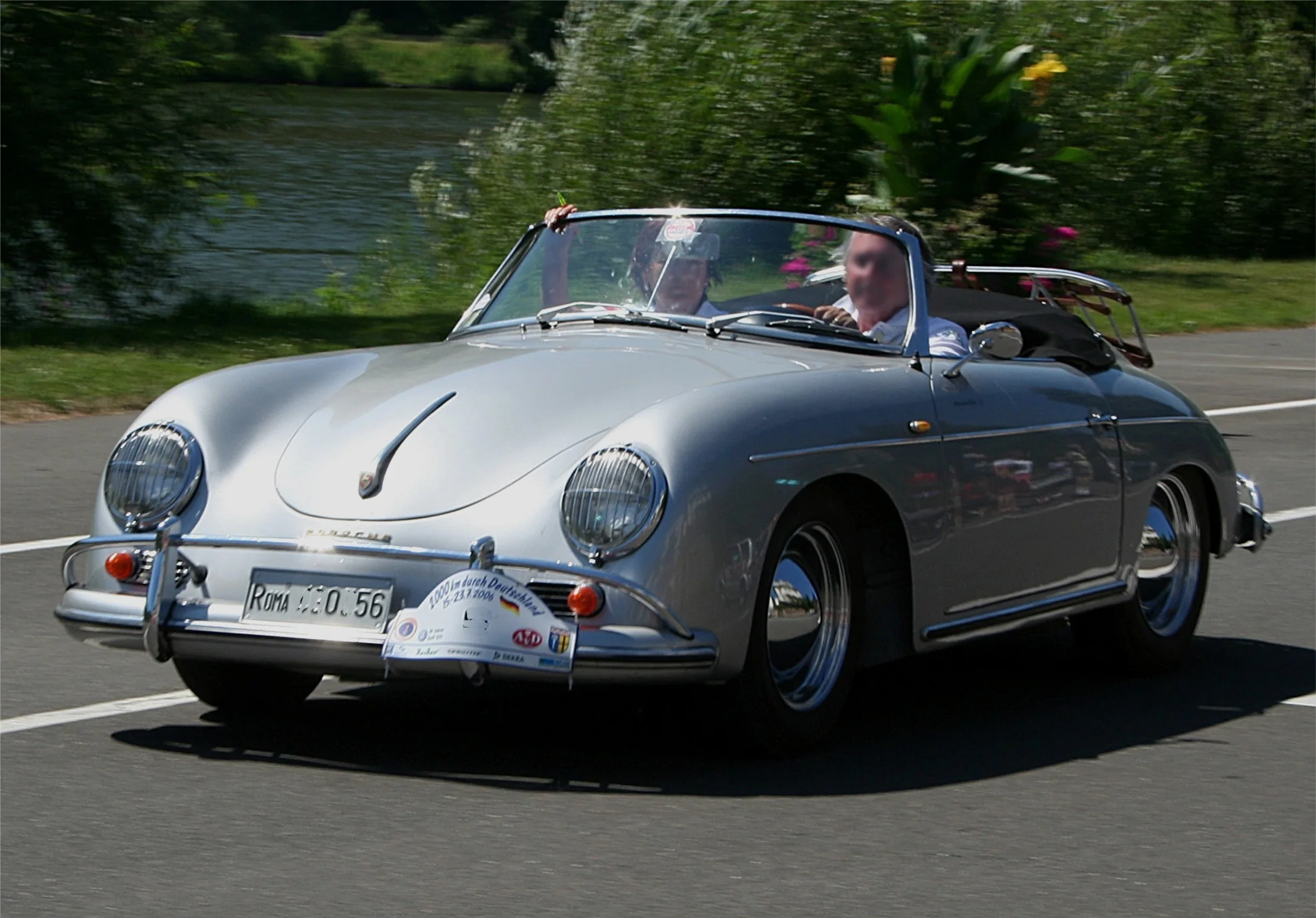 Porsche_356_A_Convertible_1600_S,_Bj._1958-_2006-07-16.webp