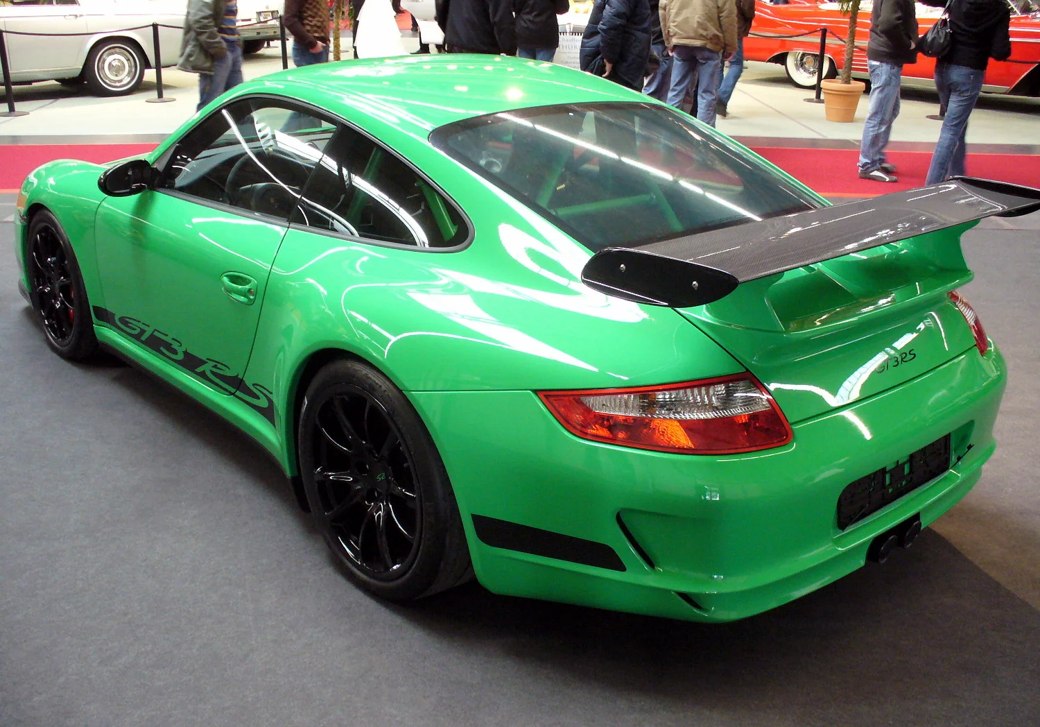 Porsche_997_GT3_RS_Heck.webp