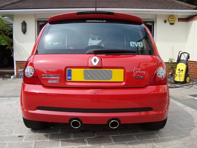 porscheclio034.jpg porscheclio034.jpg