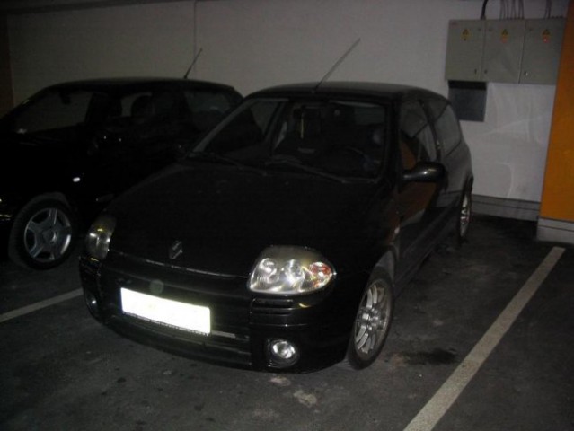 PvSxPLJNhbZorZuQ.jpg PvSxPLJNhbZorZuQ.jpg