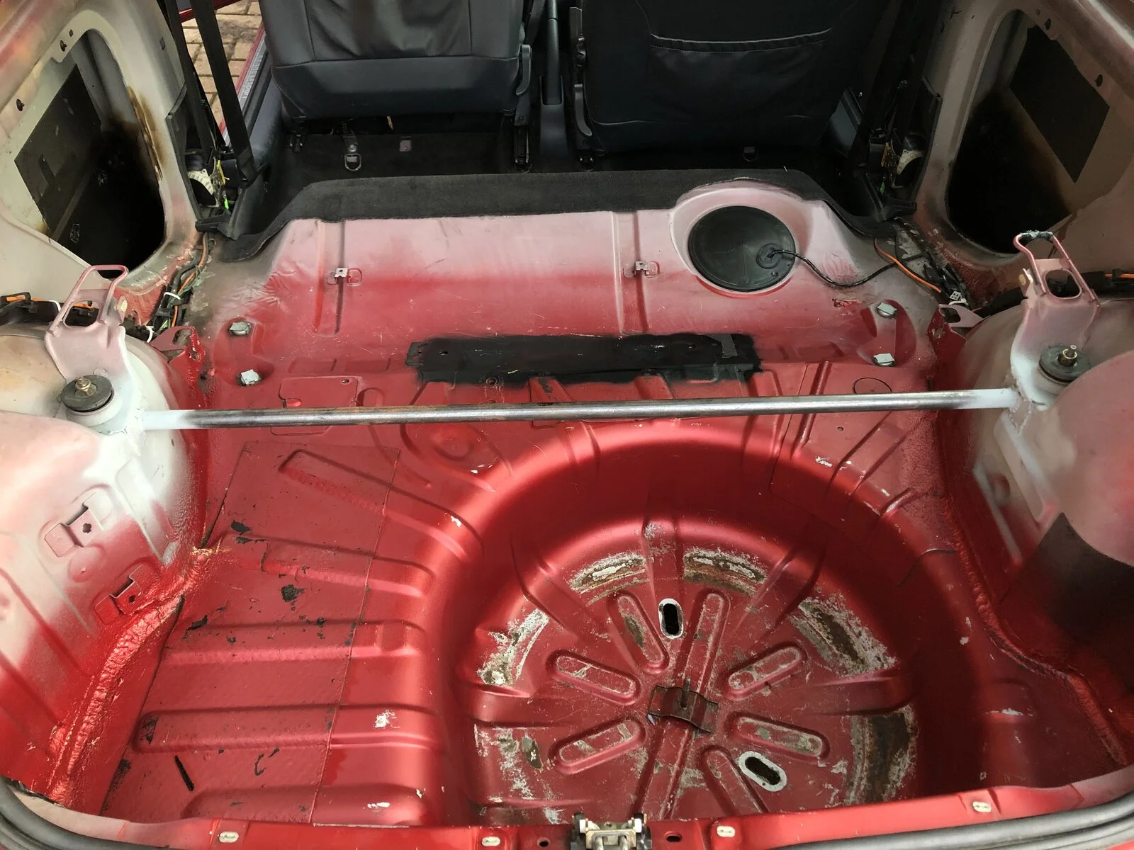 Quick_clean_Clio_boot.webp
