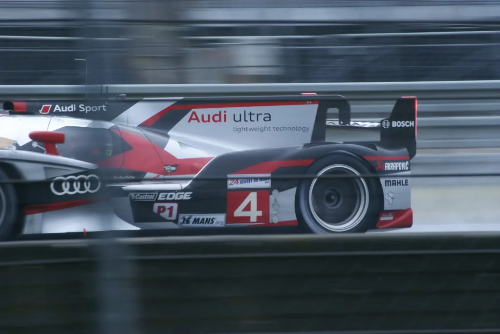 R18Ultrarearfin.webp