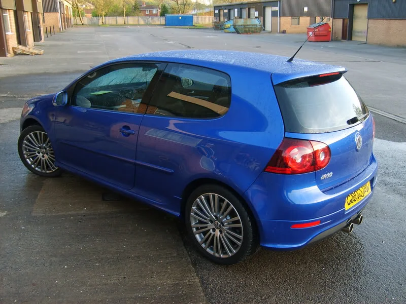 r32.webp