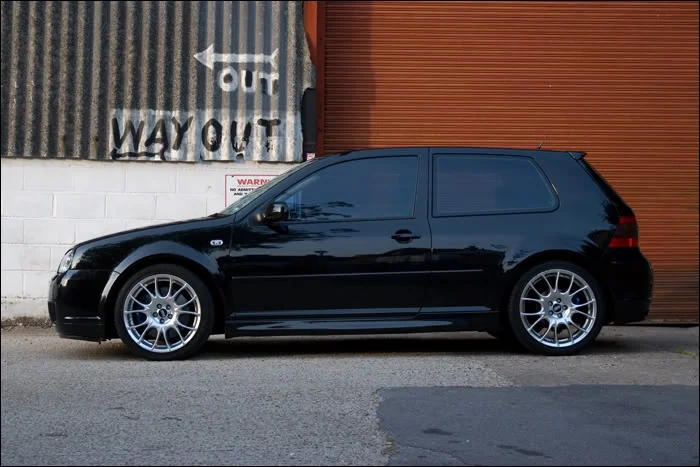 r32.webp