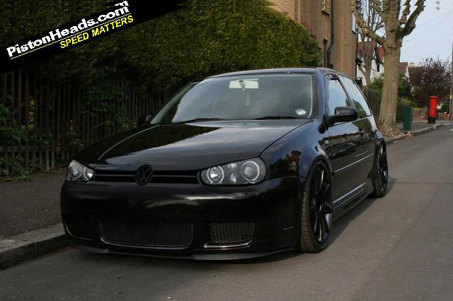 r32shop.webp
