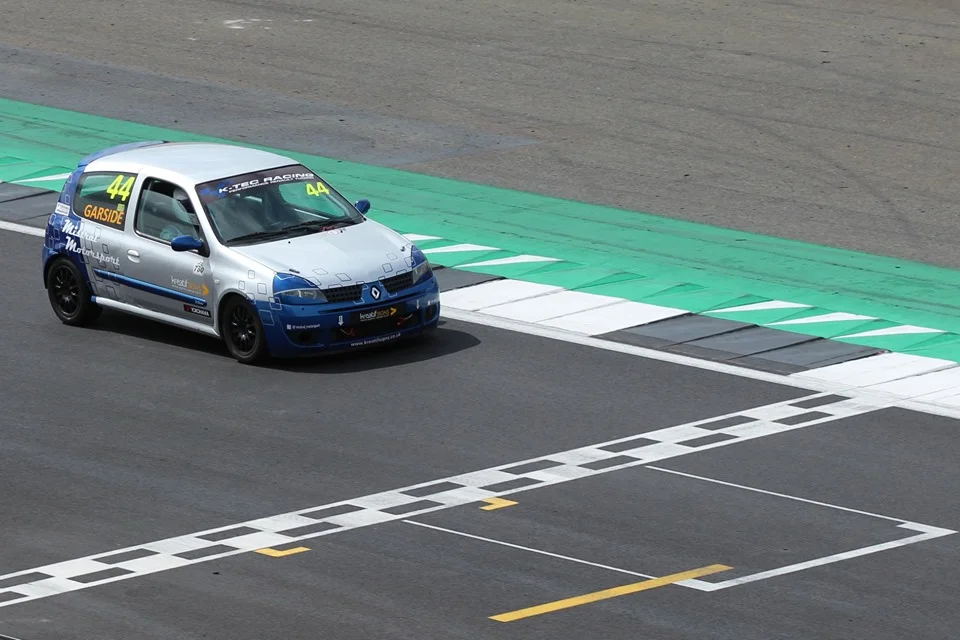 Race1StartLine.webp