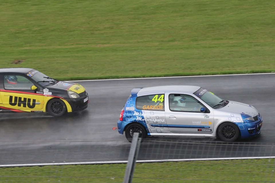 Race2Side.webp