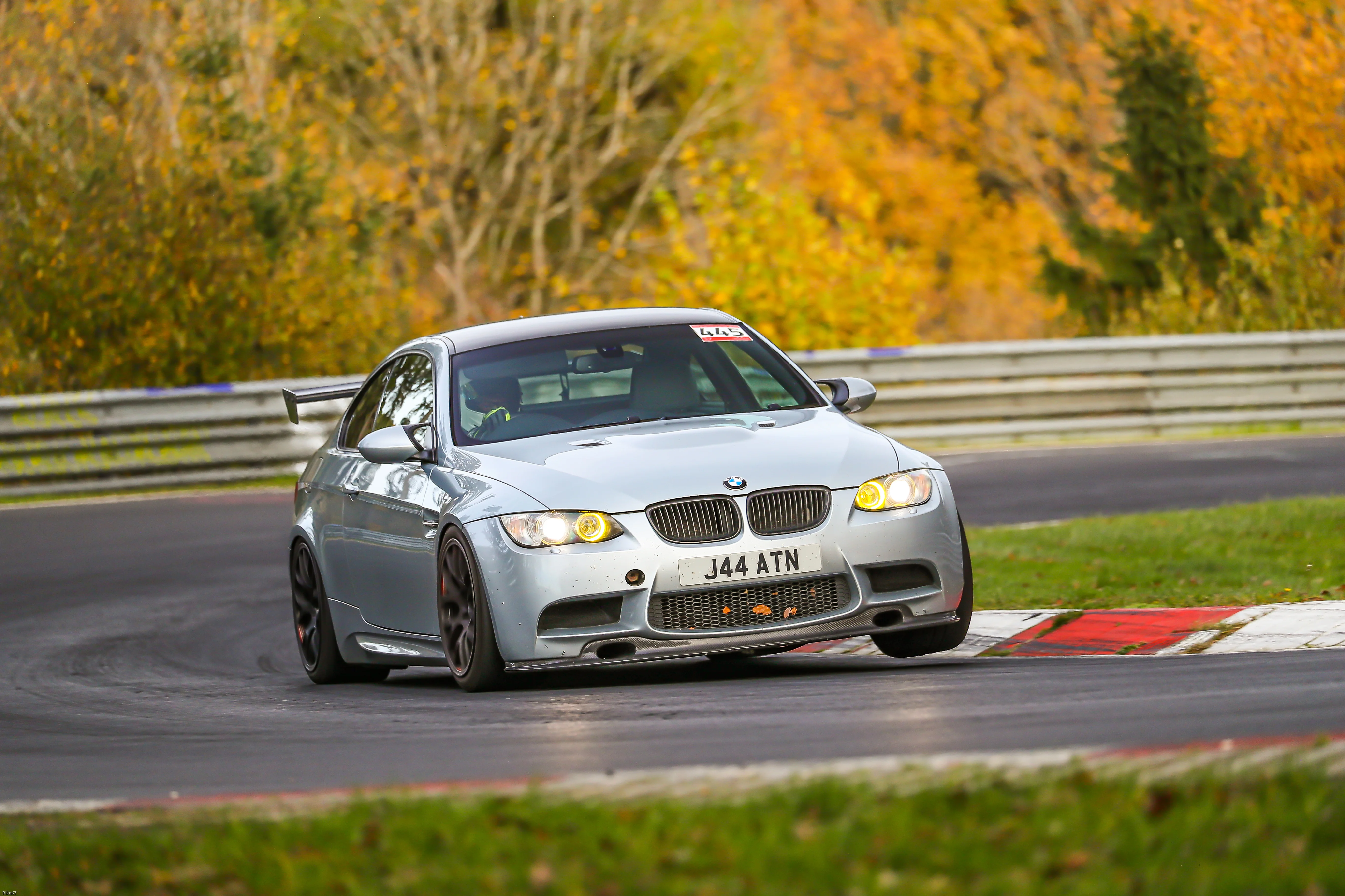 racetracker_19949694_315949.webp