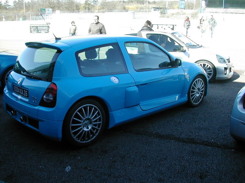 racingbluev6.jpg