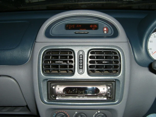 radio_02.webp