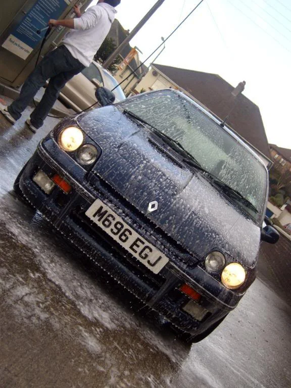 randompicsbudenlanson007.webp