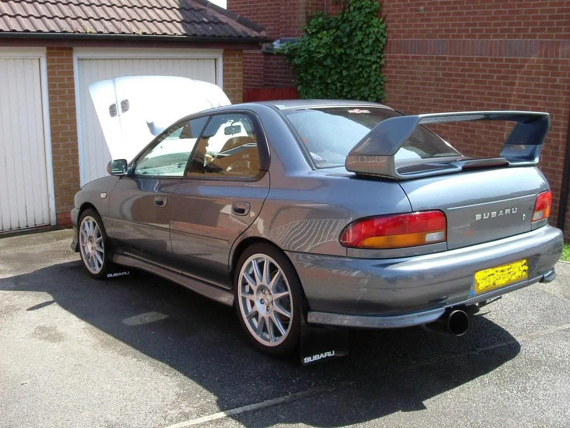 rb5clubpic1.webp
